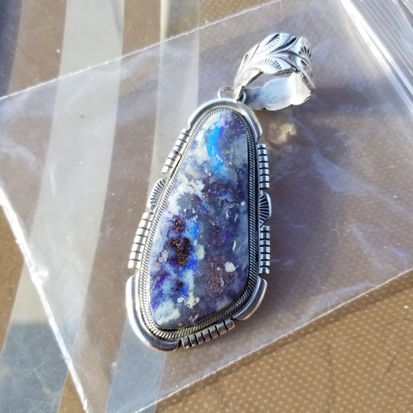 Meet your Posher, Darcee - Picture 2 of 3